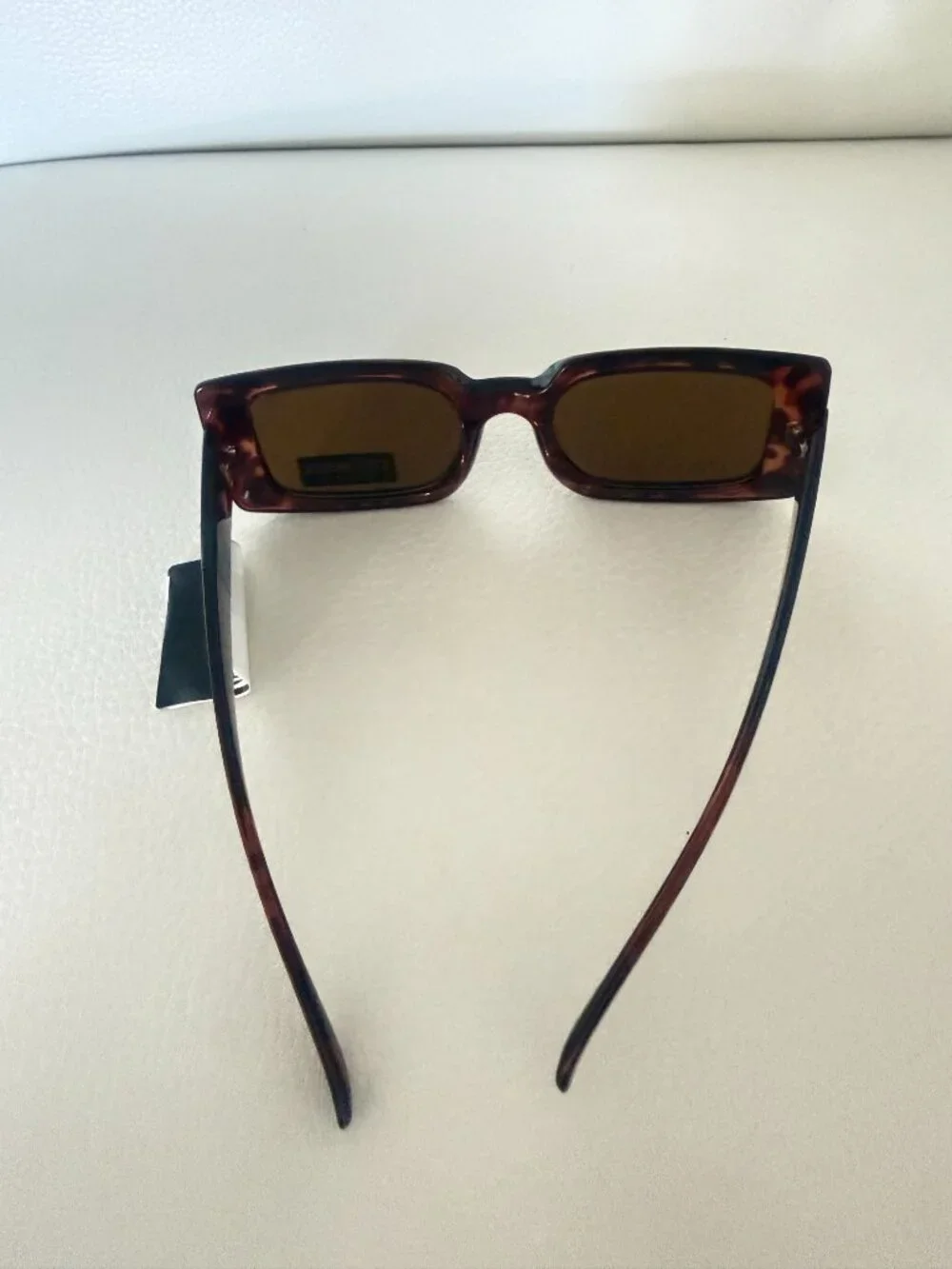 NWT STEVE MADDEN SONIQUE TORTOISE BROWN RECTANGULAR SUNGLASSES RETRO STYLE